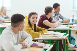 Bolsas de estudo: como elas ajudam no crescimento da escola?