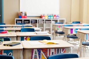 Vagas ociosas em instituição de ensino: quanto custa uma cadeira vazia?