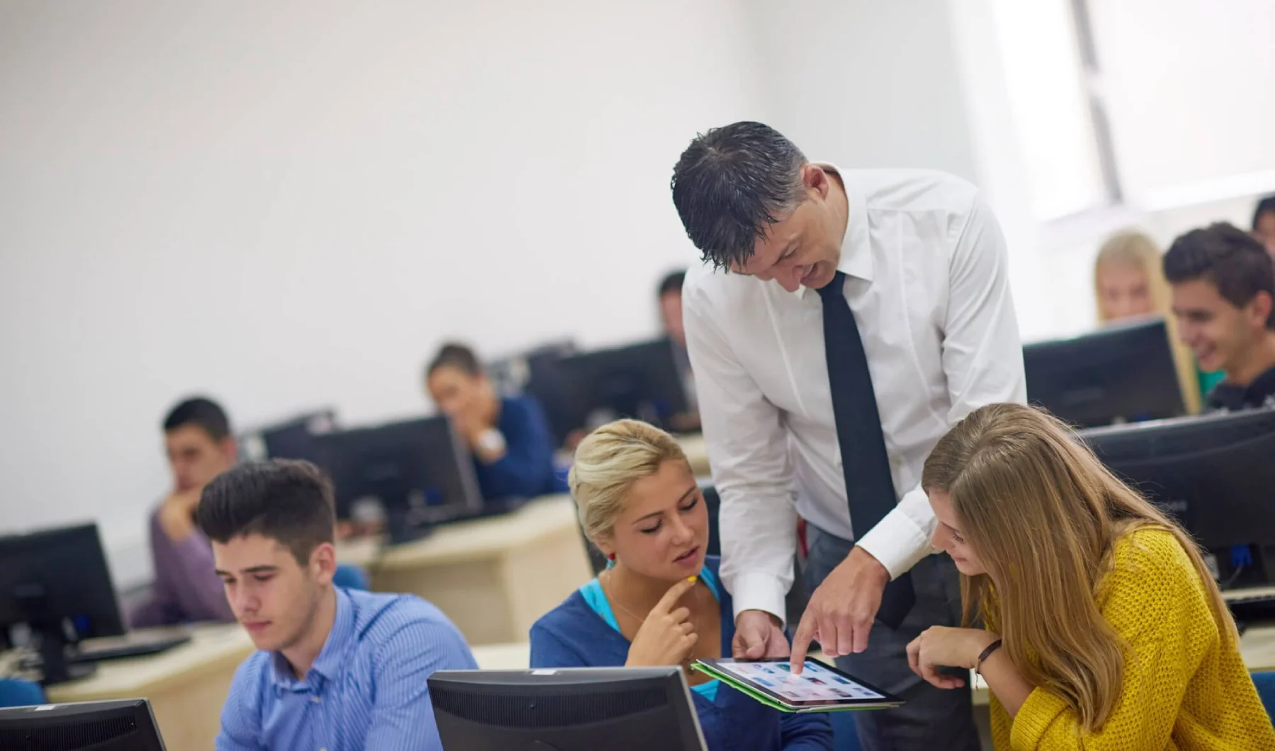 Imagem - entenda-os-beneficios-da-gestao-do-diario-de-classe-de-forma-online